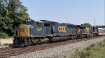 CSX 4582 leads I137.